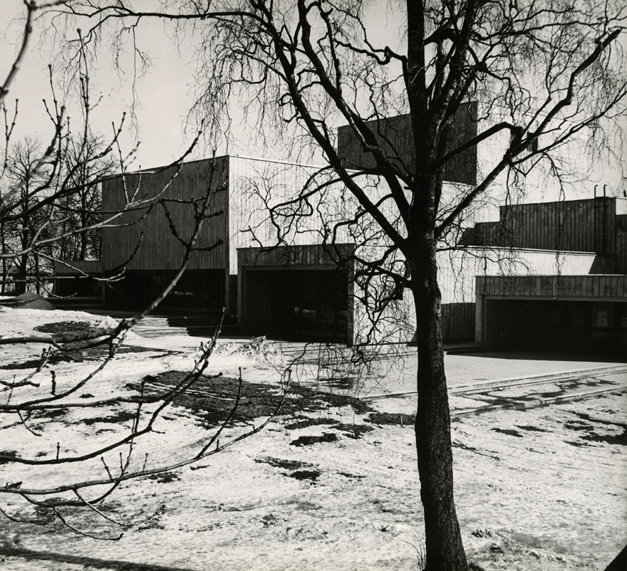 Tamsalu kultuurimaja, vaade hoonele. Arhitektid Peep Jänes, Tõnu Mellik; insener Mati Vahemets
