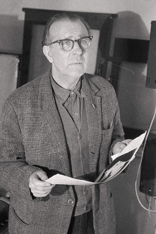 Hans Heidemanni nimelises trükikojas 40 aastat töötanud tsinkograaf Evald Kask.