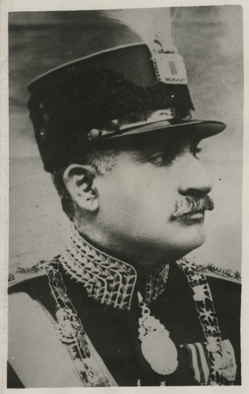 Reẕā Pahlavī, Iraani šahh 16. märts 1877 – 26. juuli 1944, portreefoto