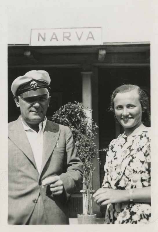 Theodor Rõuk, eesti advokaat, poliitik, seltskonnategelane ja sõjaväelane koos abikaasaga, foto