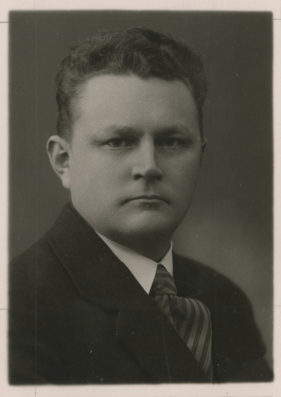 Gustav Ränk, eesti entograaf, pedagoog, Eesti Rahva Muuseumi juhatajaja ja TÜ entograafiaprofessor, portreefoto
