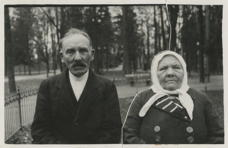 Reet ja Peeter Tilk, eesti tööline koos abikaasaga, kuldpulmapaar, foto