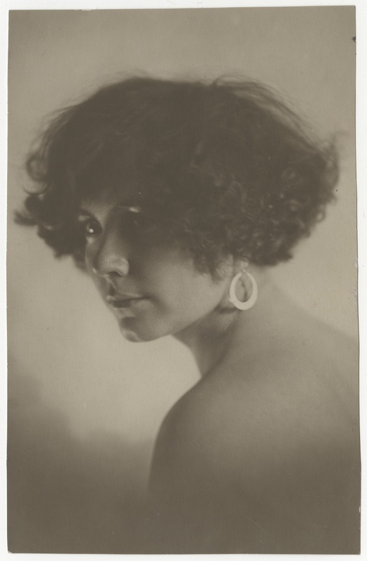 Maria Türk (neiupõlvenimega Treublut), eesti näitleja, portreefoto
