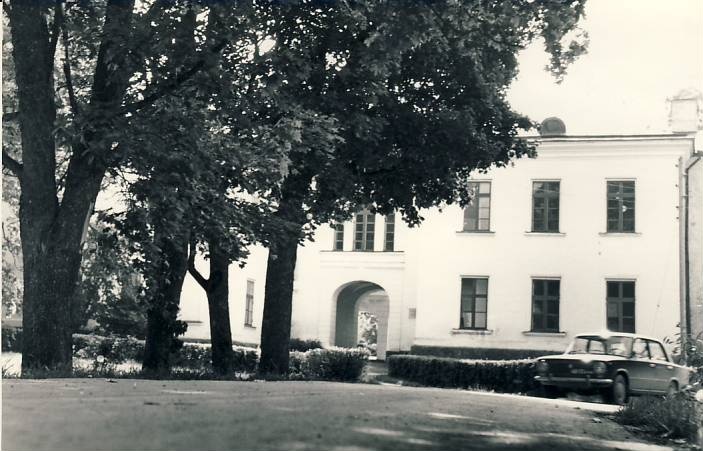 Vinni Näidissovhoostehnikumi peahoone