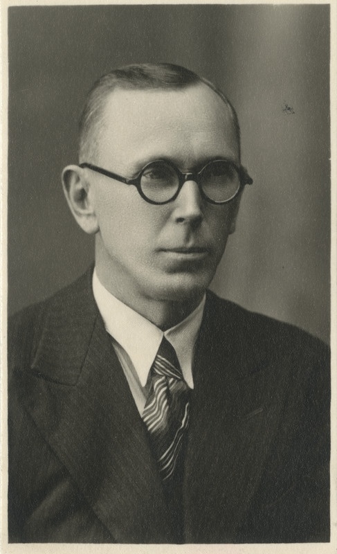 O. Urm, andmeid ei leitud, portreefoto