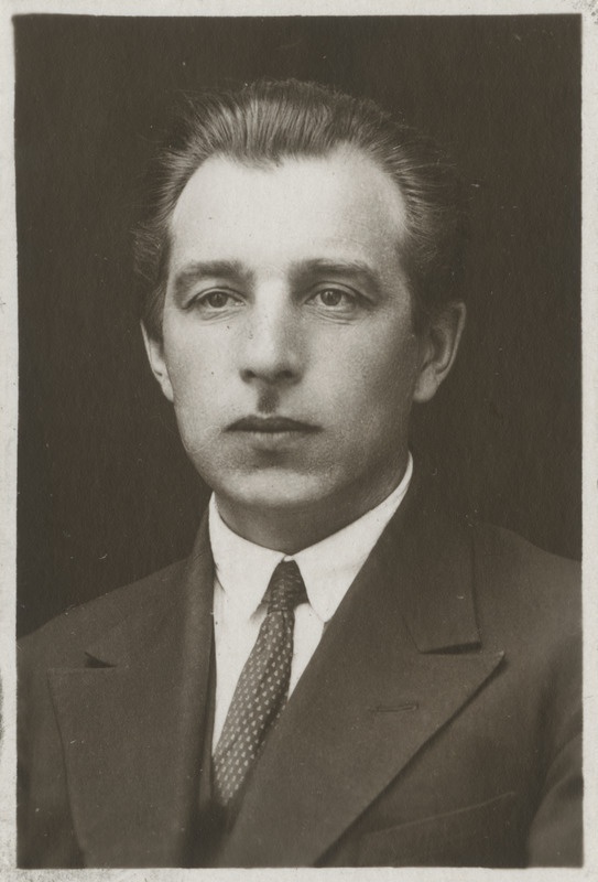 Gustav Vilbaste (aastani 1935 Gustav Vilberg), eesti botaanik, publitsist, kodu-uurija, pedagoog ja looduskaitsja, portreefoto