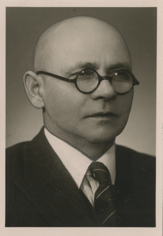 Gustav Õunapuu, rätsepmeister, portreefoto