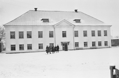 Koolimaja.  duplicate photo
