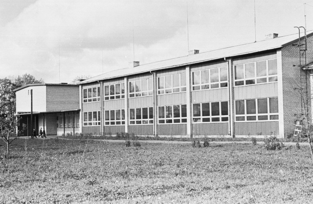 Koolimaja.