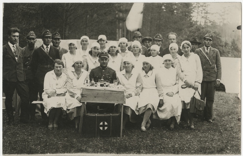 Kaitseliidu sanitaarpersonal Taevaskojas 20.06.1931