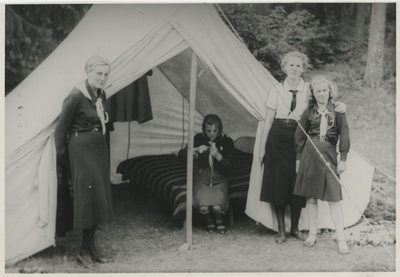 Gaidide suvelaager Kiidjärvel 07.1939, telkkond laagri ülevaatuse ootel  duplicate photo