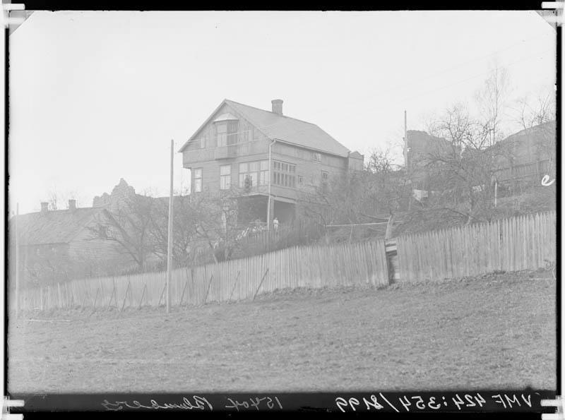 fotonegatiiv, Viljandi Pikk tn 39 G. Blumbergi maja, vaade järve poolt 1913 foto J. Riet