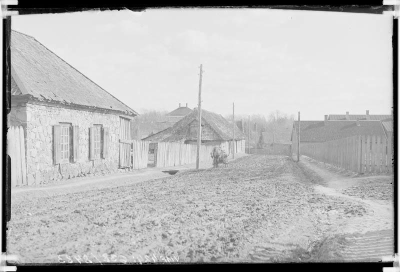 fotonegatiiv, Viljandi, Jaama tn  (Kaalu tn) enne ristumist Vaksali tn, u 1915, foto J. Riet