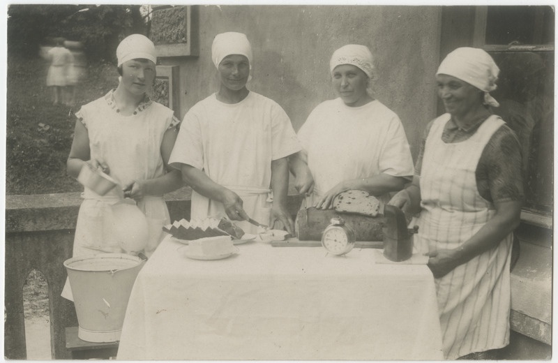 Vissi kolonii köögipere