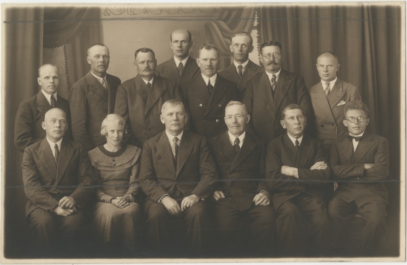 Väike-Maarja Ühispanga tegelased