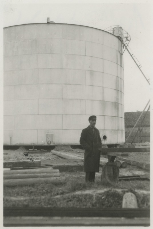 Narva Nobeli õlipaak, mis transporditakse Tallinna