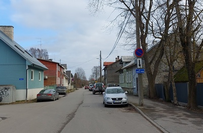 Mechanics and the corner of the Metall Street in Lilleküla. rephoto