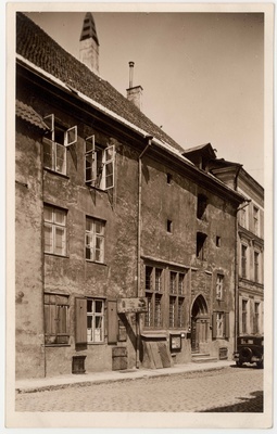 Russian tn 17 façades. Tallinn City Museum  duplicate photo