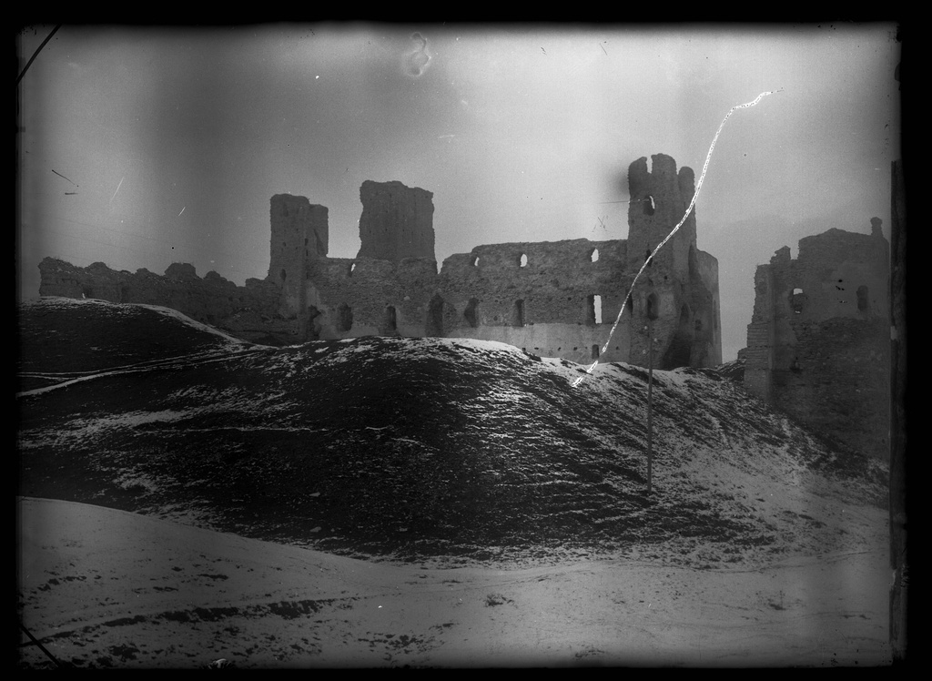 Rakvere castle ruins view from S