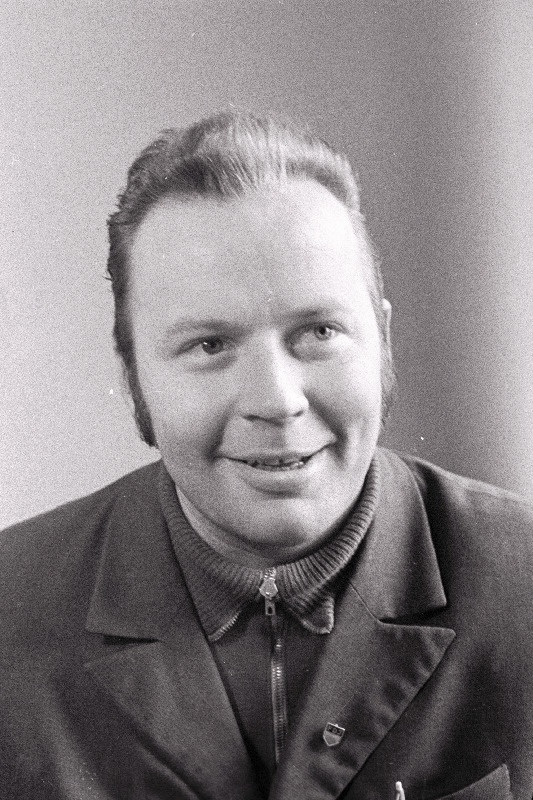 Kulu, Tiit - Jõgeva rajooni M.Lillevere nim.kolhoosi peainsener.