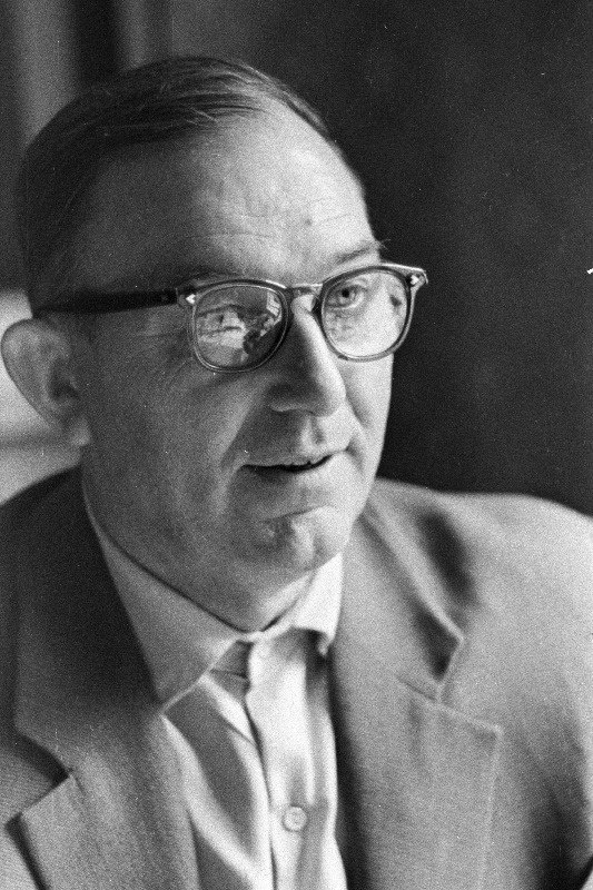 „Tuleviku“ kolhoosi esimees A. Anupõld.