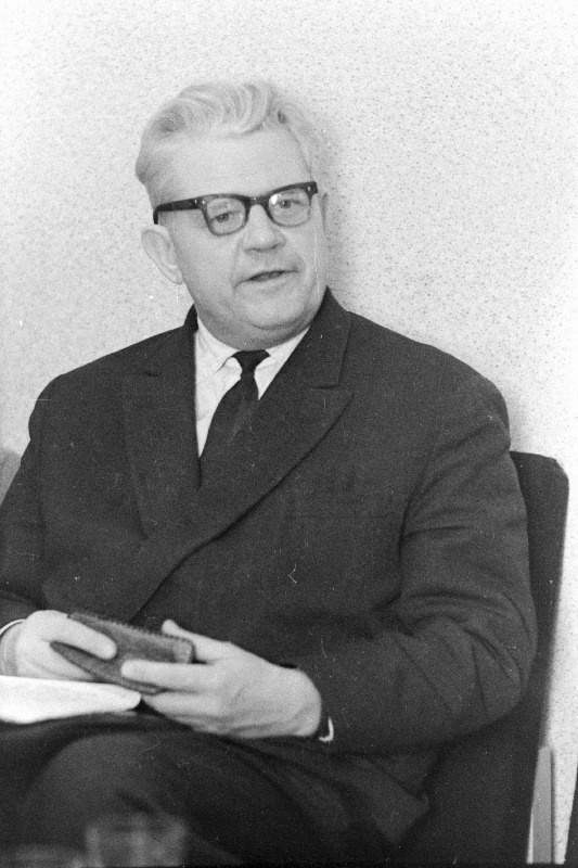 Eesti NSV autotranspordi ja maanteede ministri asetäitja Vladimir Käsper.