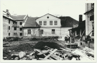 foto, Viljandi muuseum, hooned ehituse ajal, oktoober 1993, foto L. Kadalipp  duplicate photo