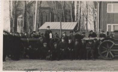 Motoristide-möldrite kursusest osavõtjad Viljandis 1939.a.
