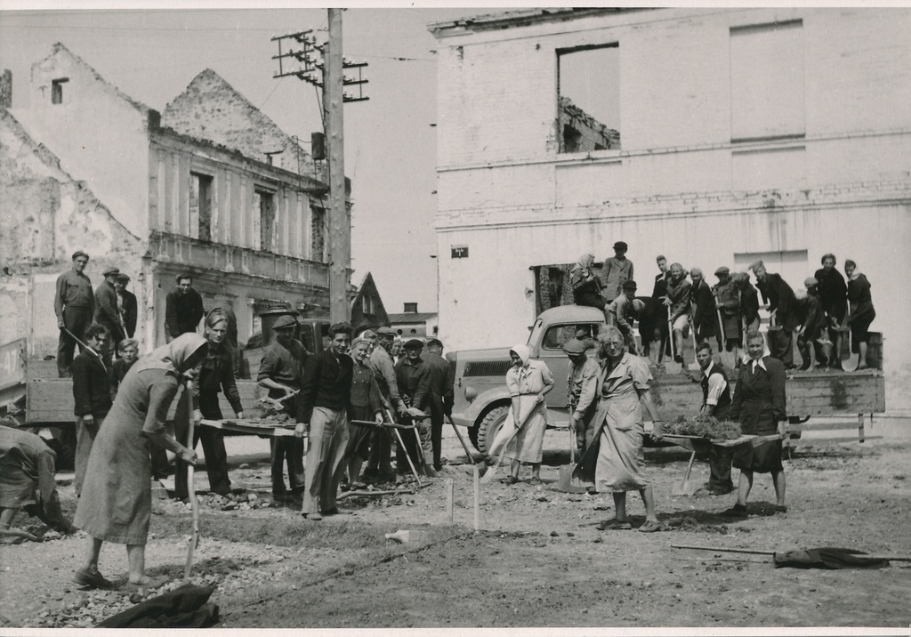foto Viljandi taastamistööd 1947 F H.Riet