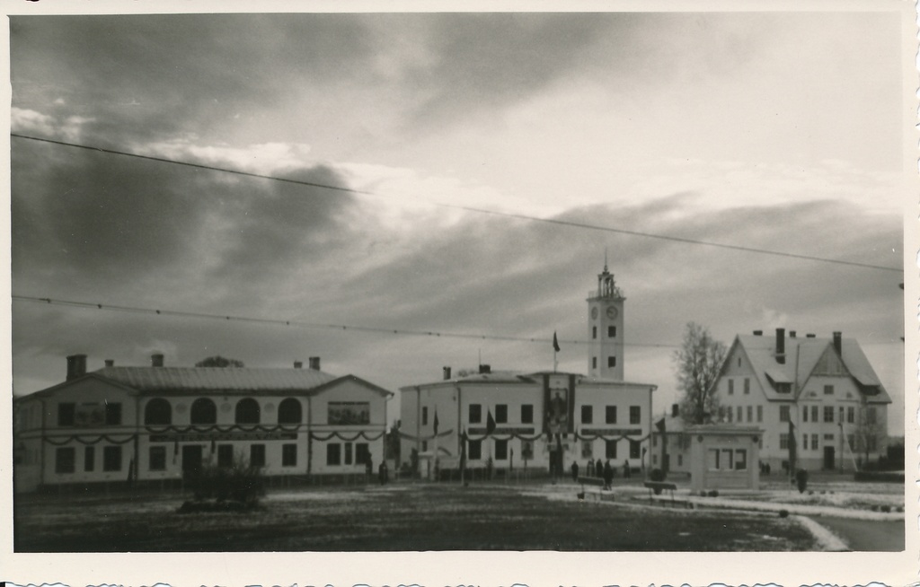 foto Viljandi, Oktoobrirevolutsioon 30, 1947 F A.Kiisla