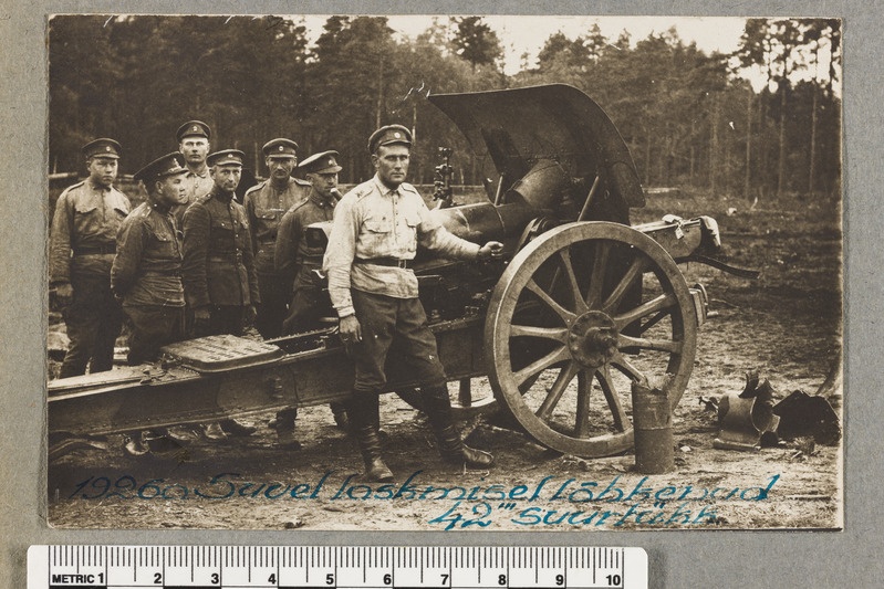 Laskmistel lõhkenud 42'' suurtükk 1926
