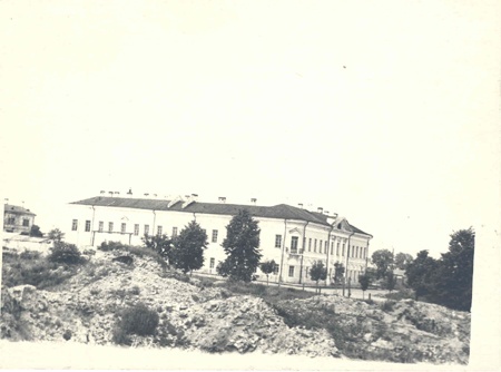 3. keskkooli hoone (end. Poeglaste Gümnaasium) Narvas