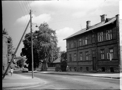 Liivalaia tn. - Süda tn. ja Veerenni tn. kohal.  similar photo