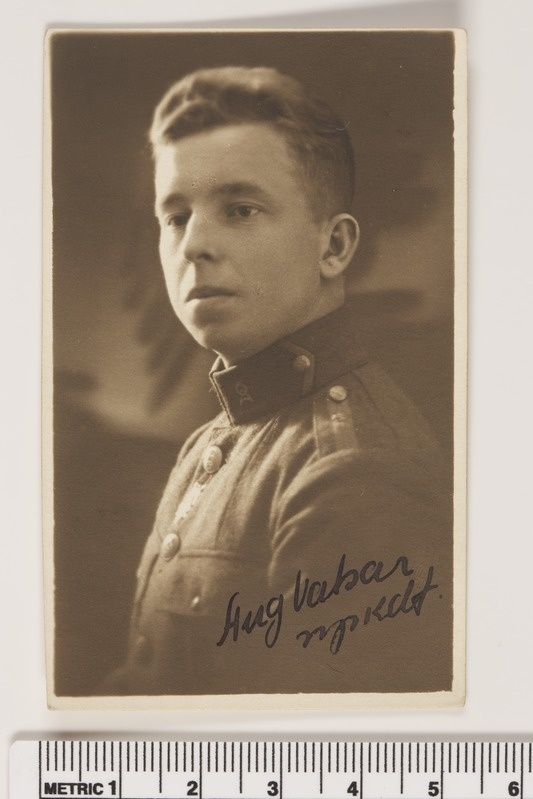 Sõjakooli nooremportupeekadett August Vahar, 1928