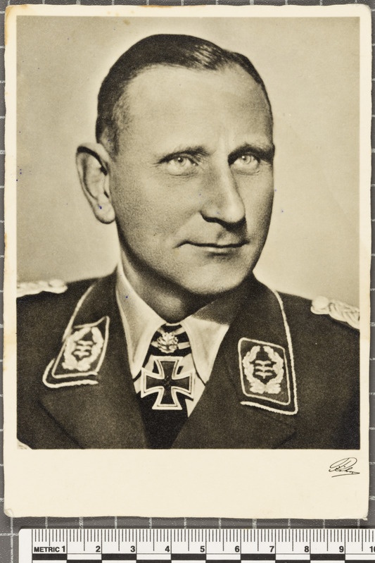 Oberst Oskar Dinort