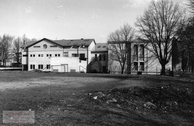 "Citrina" labori- ja õppehoone  (Riia 23 B). Tartu, 1998. Foto Aldo Luud.  similar photo