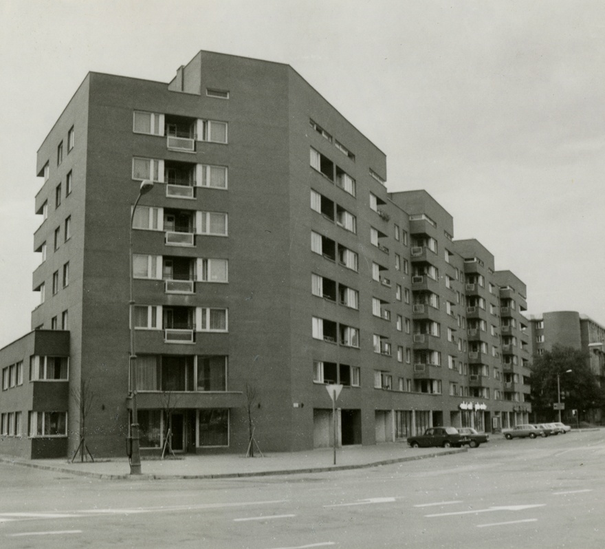 Elu- ja ärihoone Tallinnas, vaade. Arhitektid Arvo Niineväli, Vello Ermann