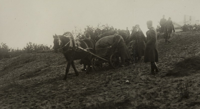 Foto albumis kapten Jaan Normet