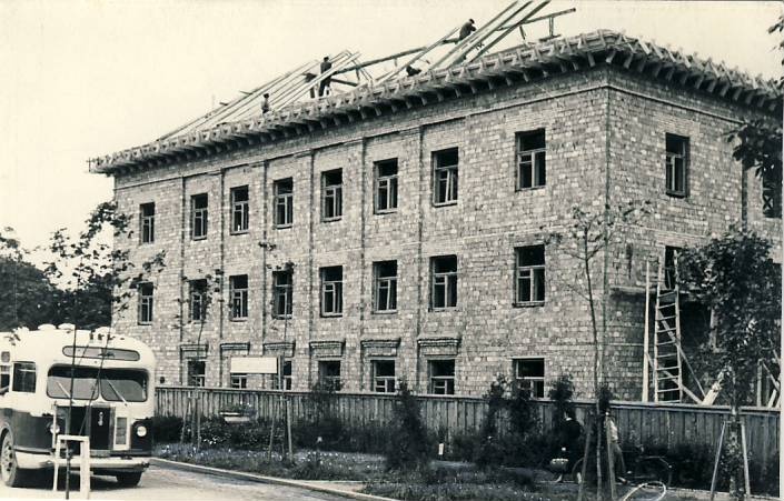 Jõhvi, adminstratiivhoone ehitamine