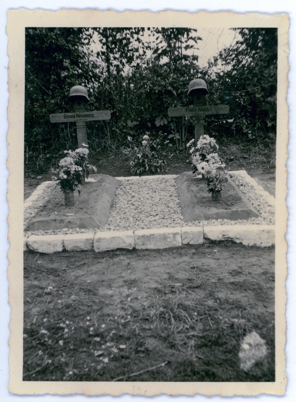 Kaks Saksa sõdurite hauda, Bruno Neumann, Franz Müller