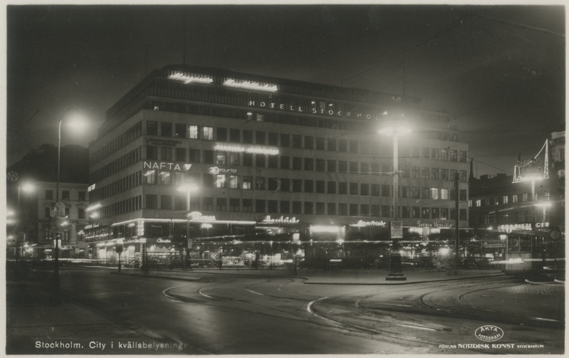 Maja Stockholmis Norrmalmstorgi väljaku ääres