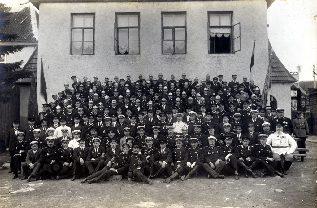 Kuressaare Day of the Heads of the Free Fire Society in Kuressaare on June 21 and 22, 1925.