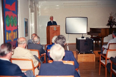 Sinimägede Päeva tähistamine Stockholmi Eesti Majas 11.09.1988. Kõnetoolis kpt Aarne Võting  similar photo