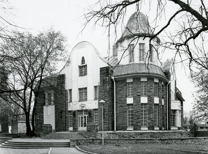 Lutheri villa Tallinnas, 2 vaadet hoonele. Arhitektid Nikolai Vassiljev ja Aleksei Bubõr