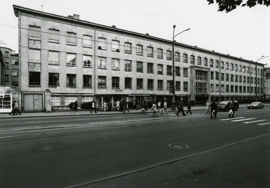 Riiklik Kolledž Tallinnas, vaade hoonele. Arhitektid Erika Nõva ja Alar Kotli