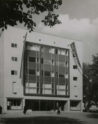 Kunstihoone Tallinnas, vaade. Arhitektid Edgar Kuusik ja Anton Soans  duplicate photo