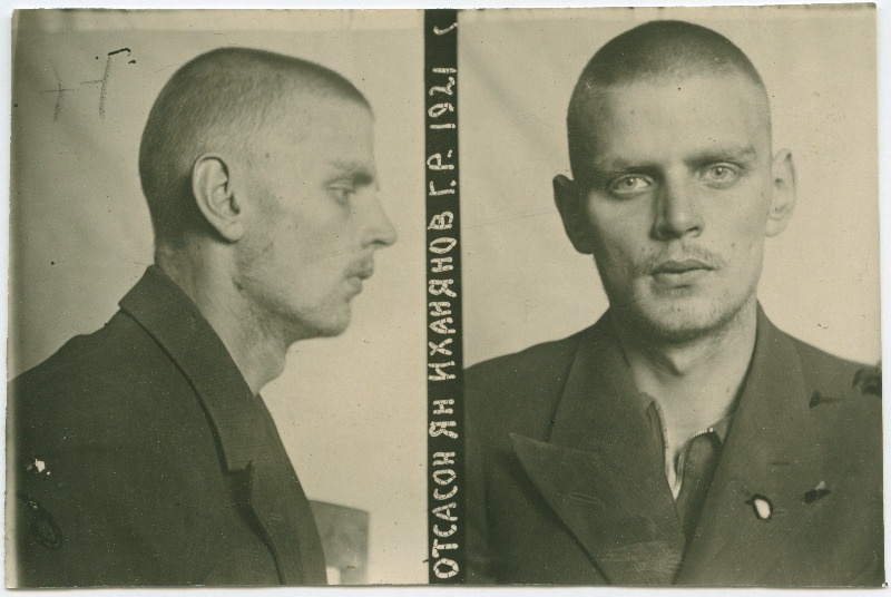 Otsason, Jaan Johannese p. (s. 1921). Vangifoto uurimistoimikust.