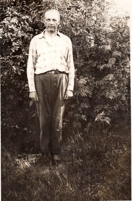 Saatse küla elanik Vassili Krahv