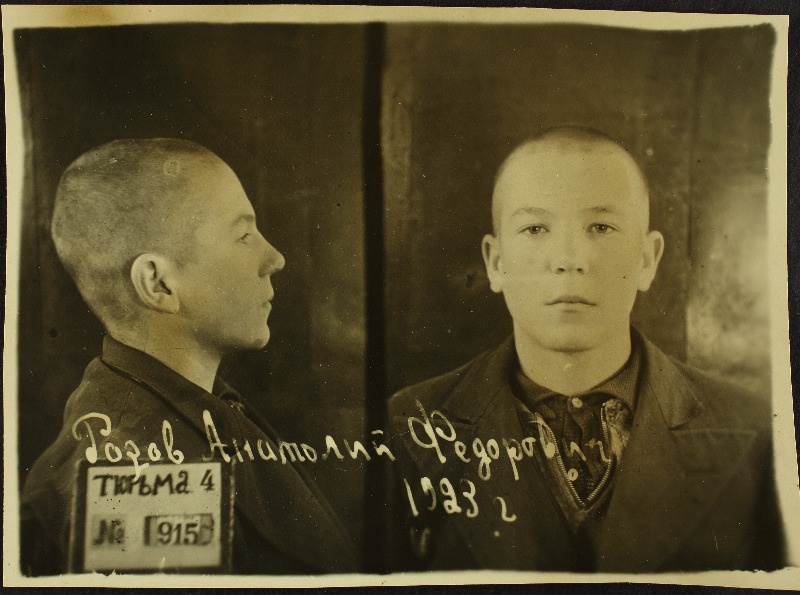 Rozov, Anatoli Fjodori p. (s.1923). Vangifoto piiririkkumise uurimistoimikust.
