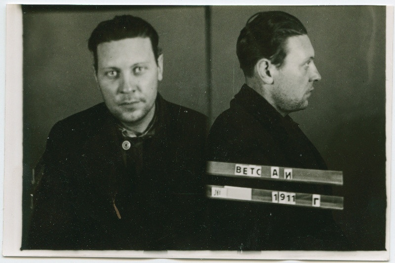 Vets, Arnold Johannese p. (s. 1911). Vangifoto uurimistoimikust.
